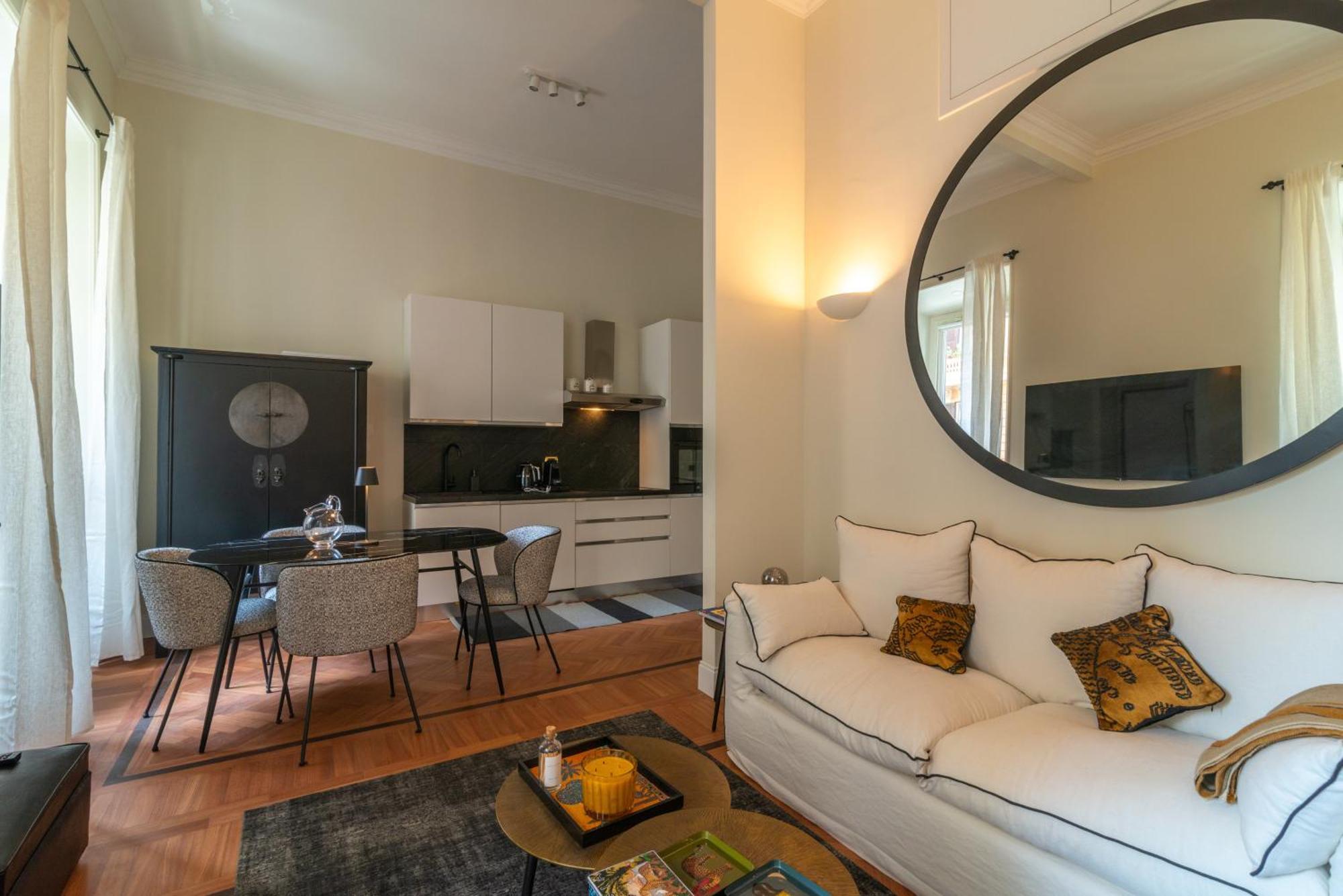 Borghese Luxury Place Apartment Rom
